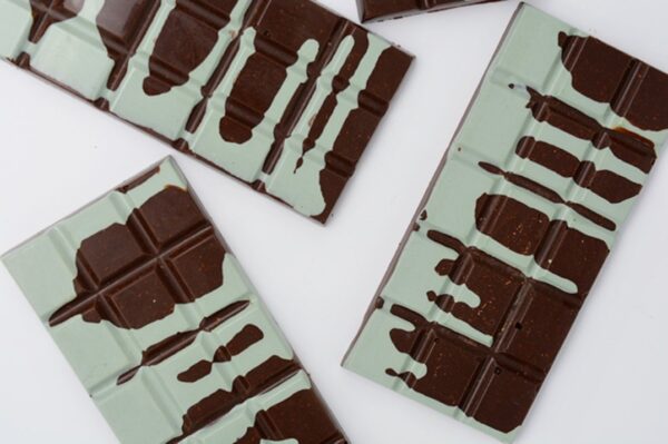 PEPPERMINT TWIST VEGAN DRIP BAR - Image 5